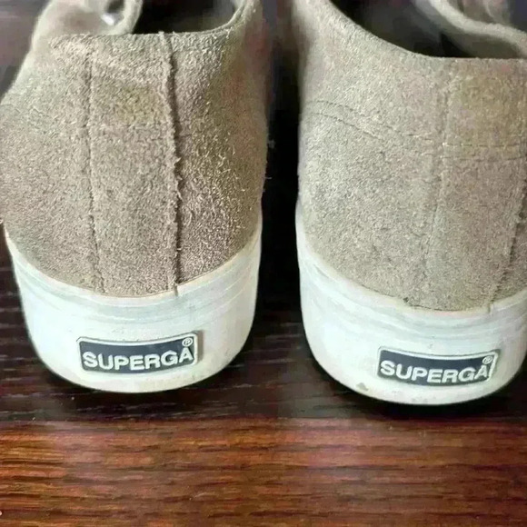 SUPERGA women’s tan suede platform lace up sneakers - Picture 4 of 7